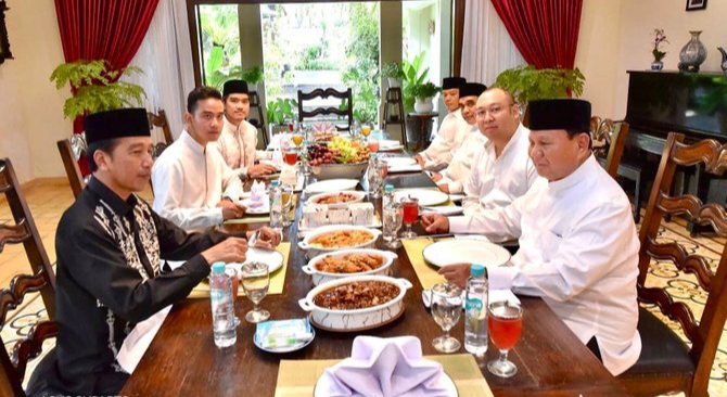 Halal Bihalal, Prabowo Berkunjung ke Rumah Jokowi