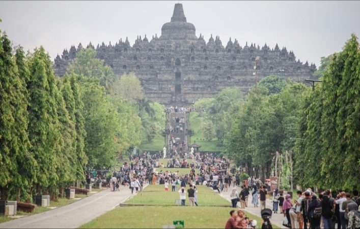 Wisata Candi Borobudur Kembali Dibuka untuk Wisatawan Umum, Cek Harga Tiket Masuknya 