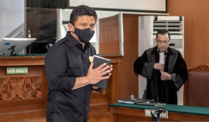 Ketua IPW Sebutkan Kecurigaan Keringanan Hukuman Ferdy Sambo, Ternyata ini Penyebabnya