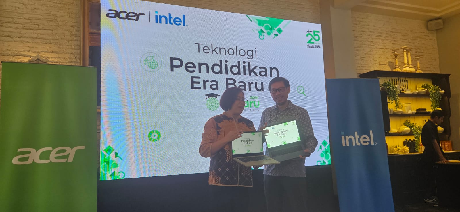 Perayaan Hari Pendidikan Nasional 2024, Acer Kembali Galakkan Transformasi Digital Pendidikan di Indonesia