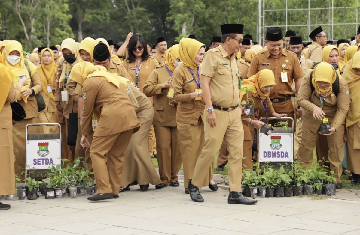 ASN Pemkab Tangerang Terima 1.500 Bibit Cabai dalam Upaya Atasi Inflasi