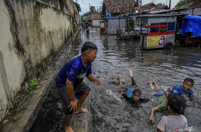 BMKG: 6 Daerah di Banten Potensi Hujan Lebat Disertai Petir dan Angin Kencang