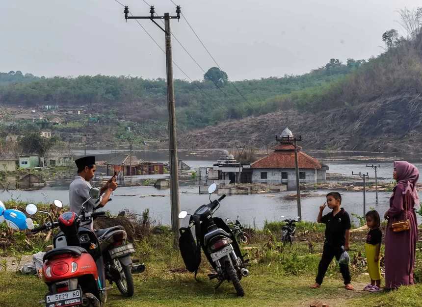 Hampir Mati, Kampung Karian Potensi Mau Ditenggelamkan