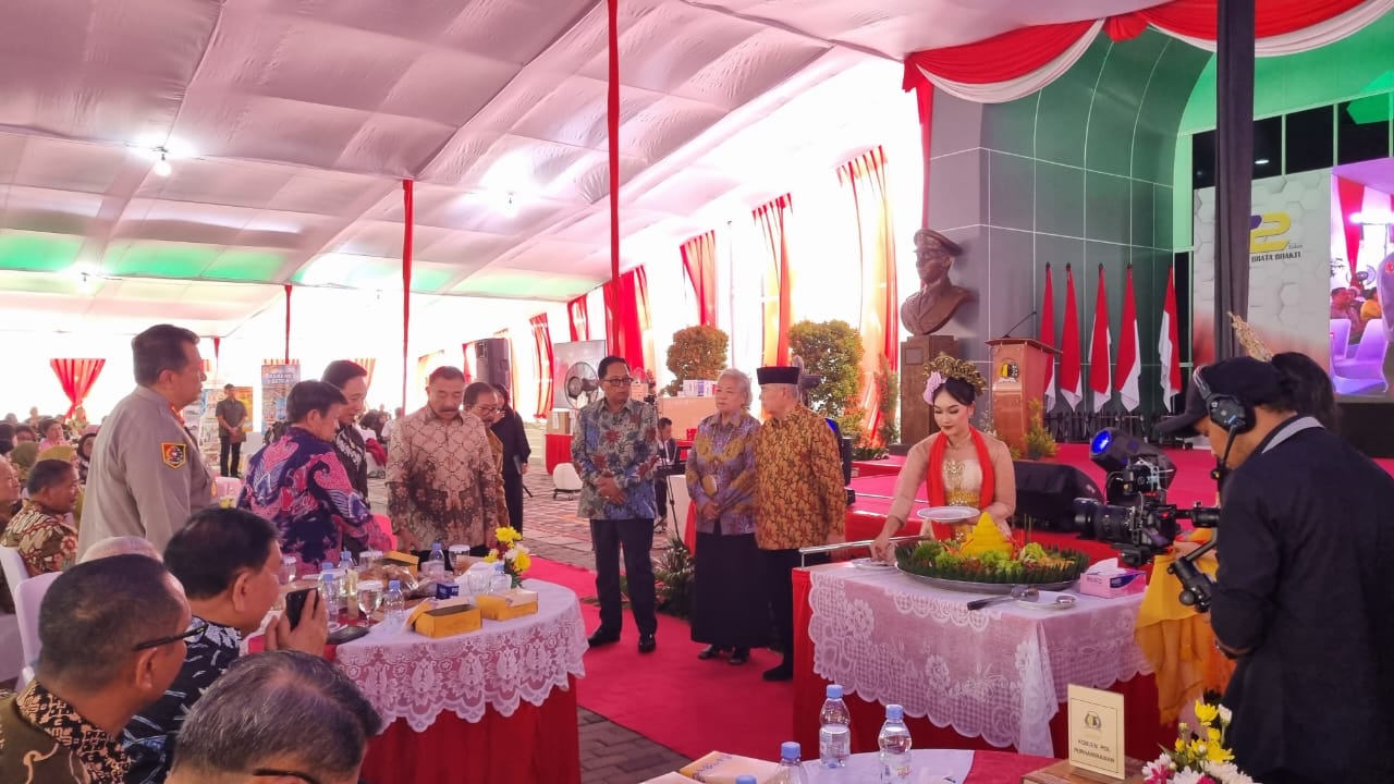 6 Mantan Kapolri dan Ratusan Jenderal Purnawirawan Polri Hadir dalam HUT Yayasan Brata Bhakti ke-72