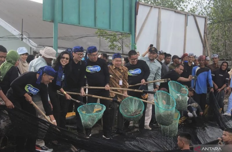 Panen Gebyar Program Smart Fisheries Village di Wilayah Kasemen Kota Serang