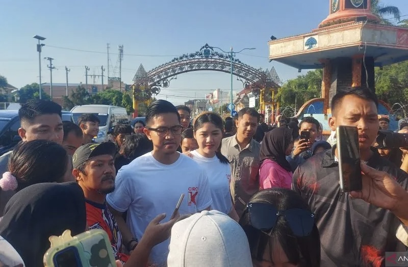 Kaesang Ajak Warga Tidak Golput di Alun-Alun Jepara