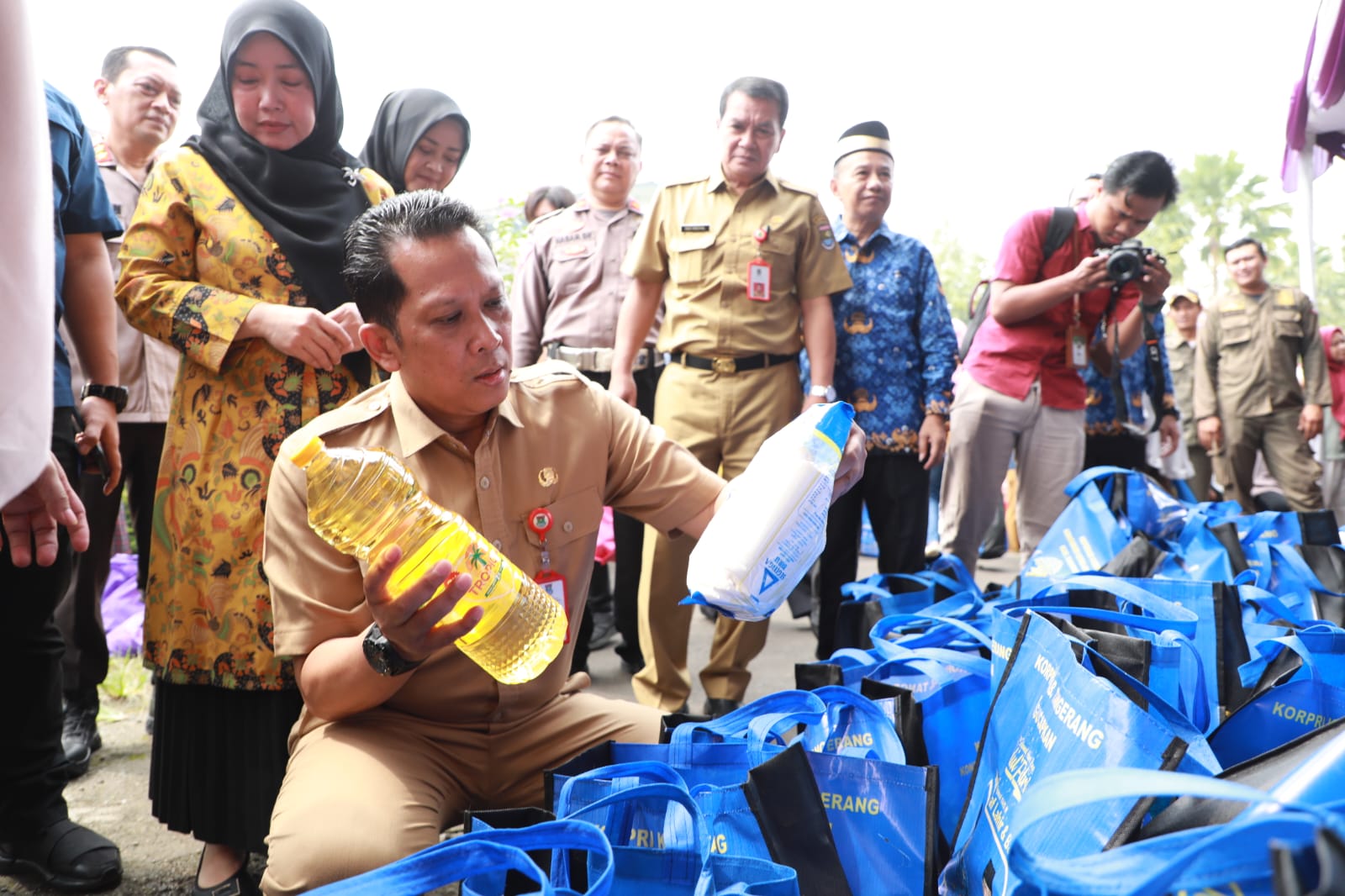 Pemkab Tangerang Gelar Bazar Ramadan, Bantu Penuhi Kebutuhan Warga Jelang Idul Fitri