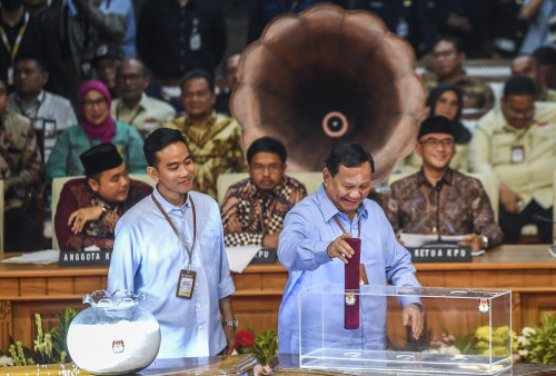 Survei UI: Prabowo-Gibran Unggul, Mayoritas Masyarakat Dukung Pilpres Sekali Putaran