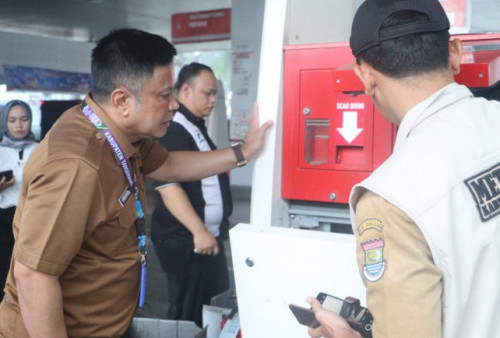 Disperindag Kabupaten Tangerang Cek Segel Dispenser BBM di SPBU 34.157.10