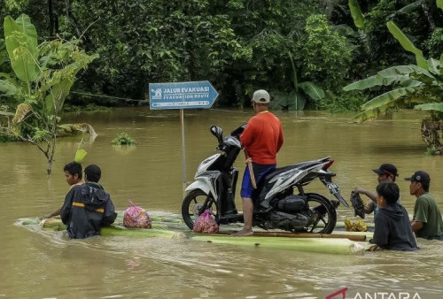 Banjir Terjang Pandeglang: BPBD Fokus Distribusi Logistik